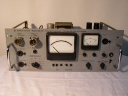 Rohde & Schwarz Einschub  Frequenzzeiger Type FKM BN 47051 mit 5x Tube ECC8