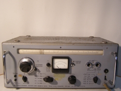 Rohde & Schwarz Leitungs-Mess-Sender 0.1-30 MHz Type SMLR BN 4101