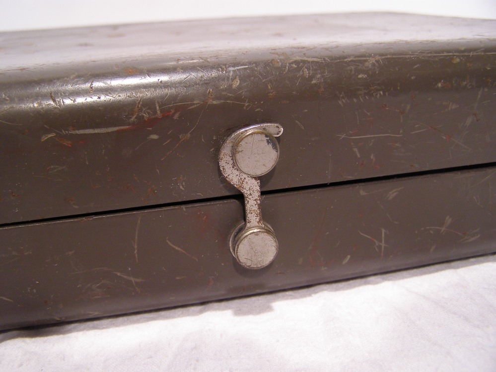 Original Reserveteilkasten  Spare Box  LV80