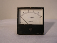 Simpson A.C.Voltmeter Analog-Einbaumessgerät Anzeigebereich 0..150V
