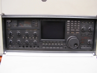Hewlett Packard Universal Frequency Panarama Receiver 85940A  mit ICOM receiver IC-R9000