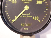 C.WILH.STEIN Manometer / Druckanzeige 0....400 kp/cm²